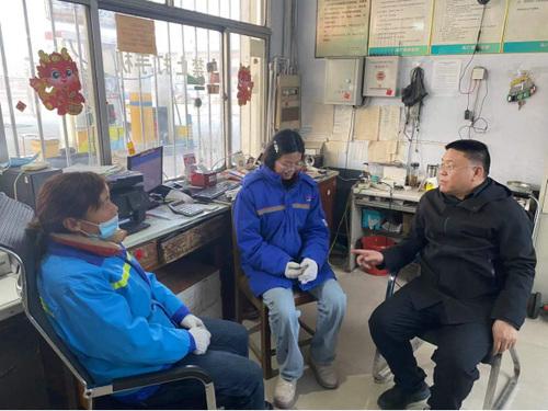 临沂高新区应急局党建引领危化行业安全生产调研先行求实效见真功 