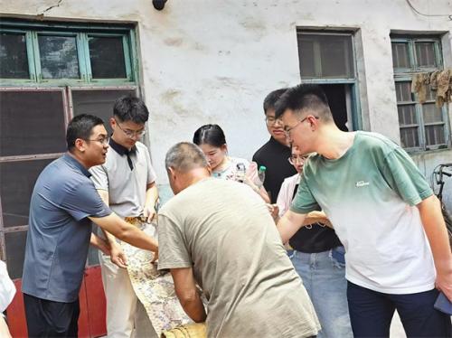 “科普润童心・关爱暖乐泉”选调生公益行动暨庙山镇“第一书记科普小学堂”第八期活动走进乐泉村