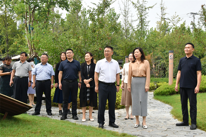 临沂市美好家庭提质行动暨沂蒙好家风宣讲在罗庄区启动.JPG