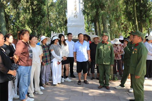 抗战胜利纪念日活动 034.JPG