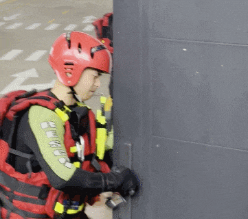 640 (1).gif
