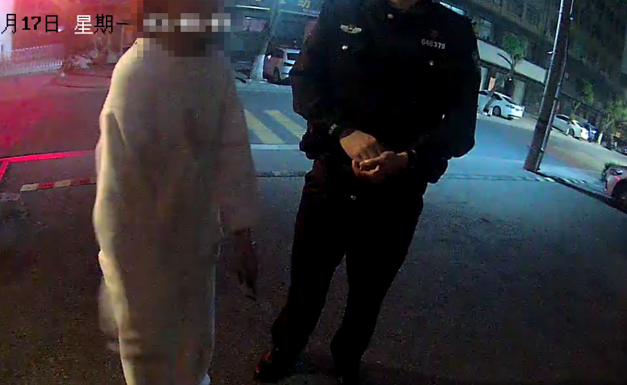 1764639102467579.png 640 (5).png